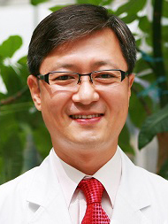 Yong Hoon Kim